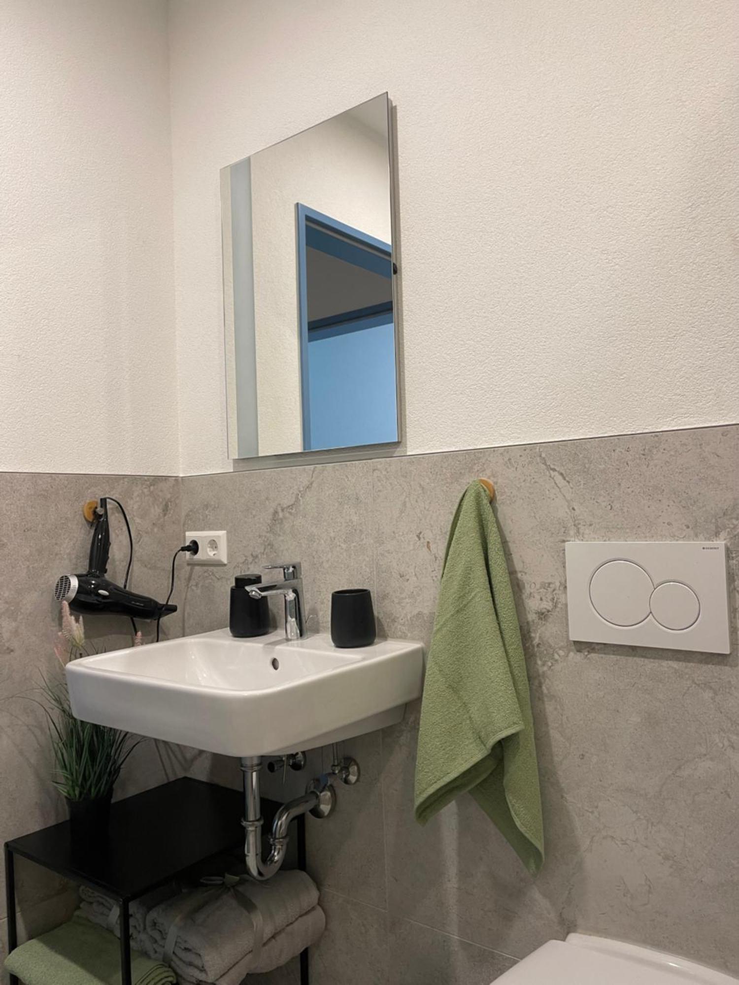 Wunderschoenes Apartment Am Schloessle Zentrum 포르츠하임 외부 사진