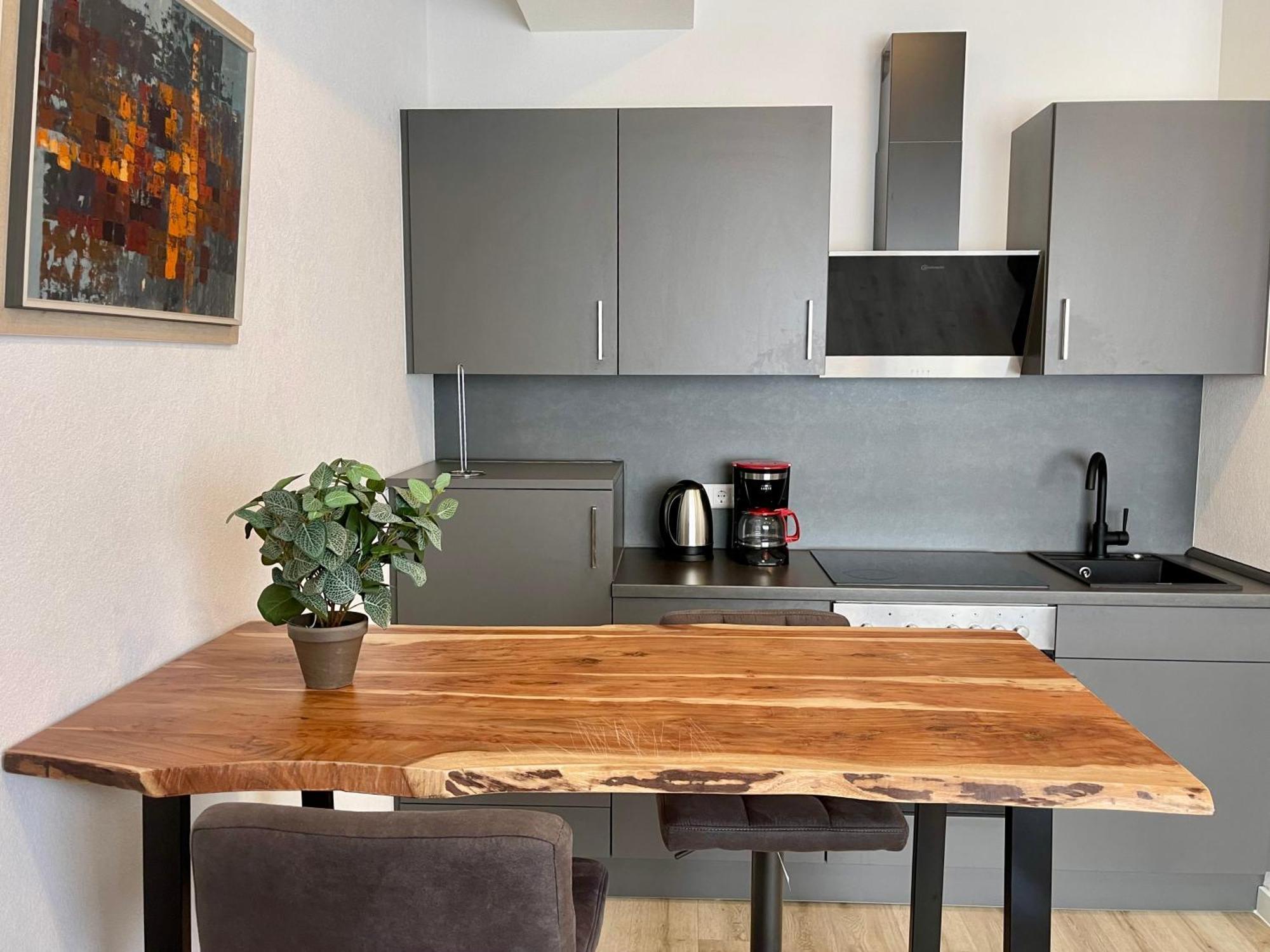 Wunderschoenes Apartment Am Schloessle Zentrum 포르츠하임 외부 사진